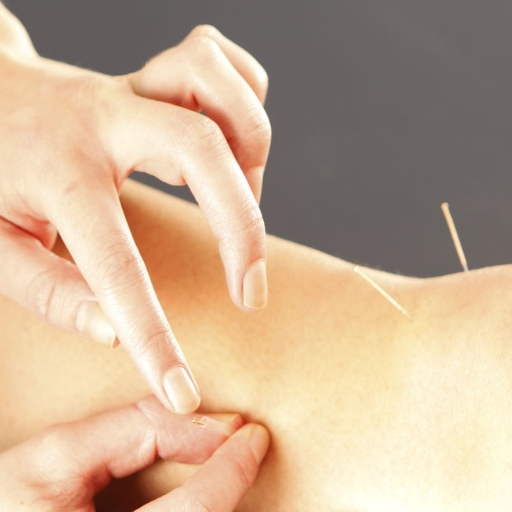 Home Remedies and Exercises to Relieve Shoulder Pain